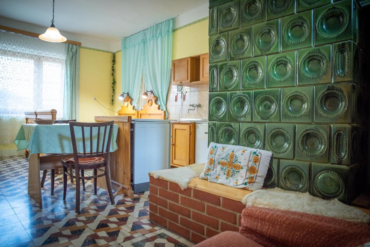 Zempleni Szallashely Fony Buitenkant foto