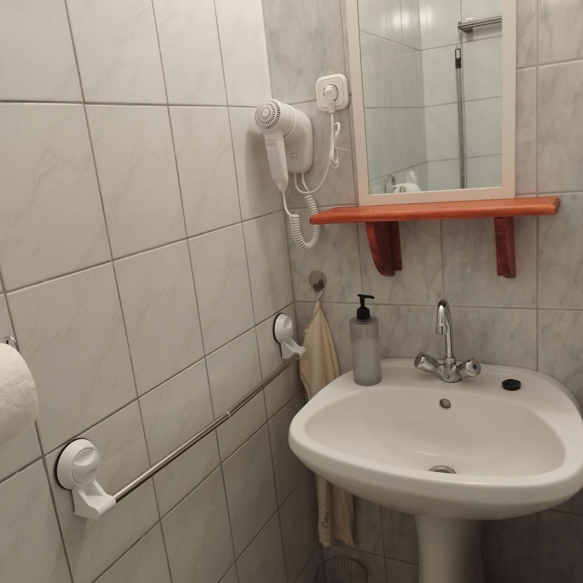 Zempleni Szallashely Fony Buitenkant foto